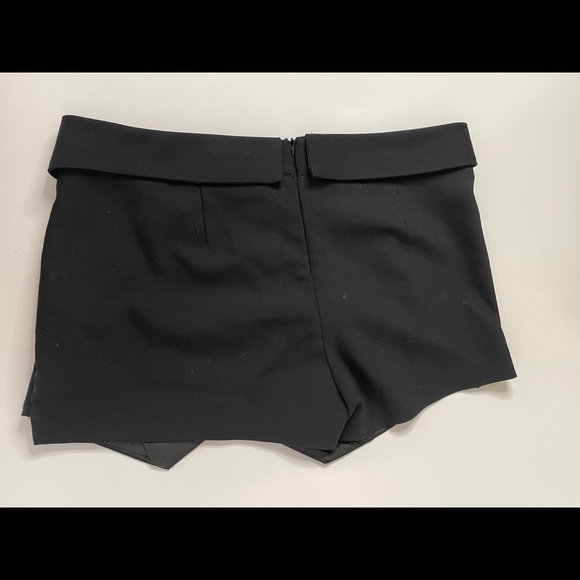 black skort - Picture 2 of 3